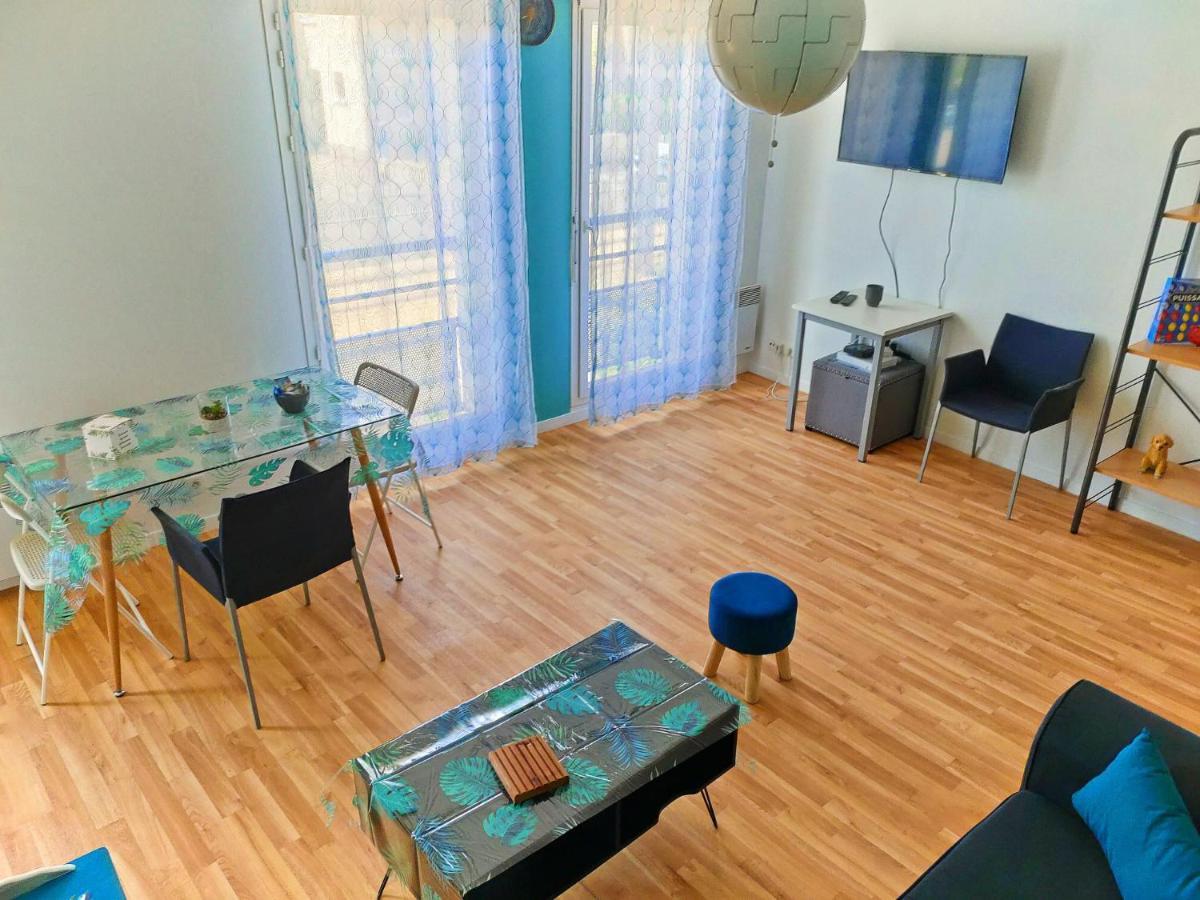Charmant Appartement Sur Sottevilles Les Rouen Luaran gambar