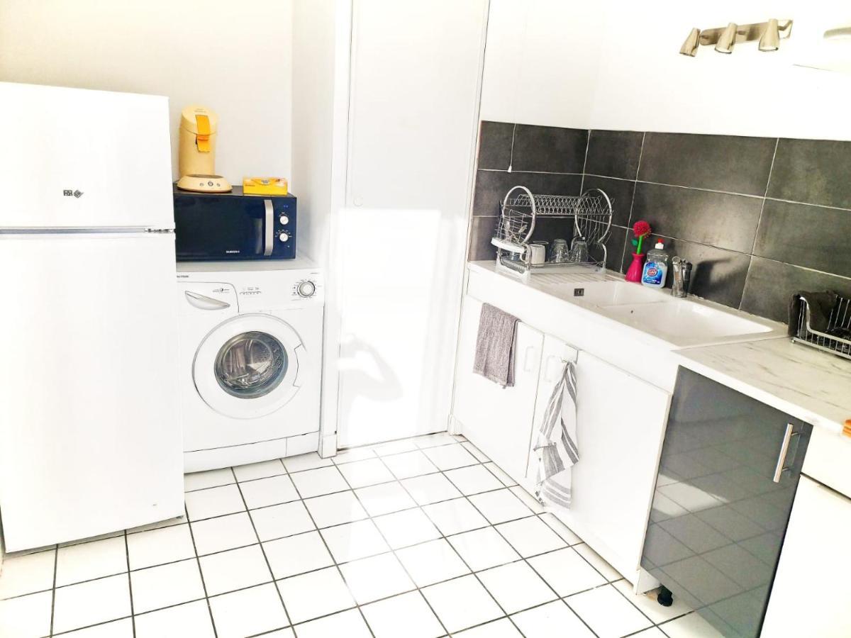 Charmant Appartement Sur Sottevilles Les Rouen Luaran gambar